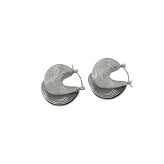 Les Boucles d’Oreilles – Livia Striée