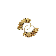 Les Boucles d’Oreilles –