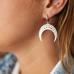 Les Boucles d’oreilles – Louna